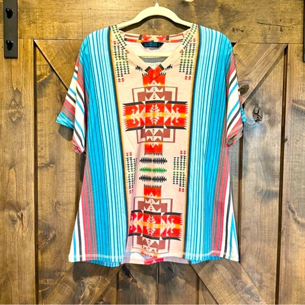 Fashion Express Vibrant Southwest Pattern V-Neck Top Sz L